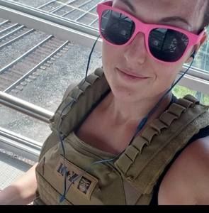 Meet your Posher, Nikki